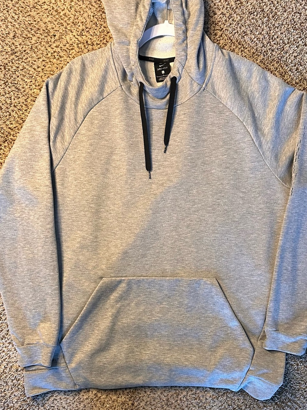 Men's Nike Gray Pullover Hoodie with Front Pocket